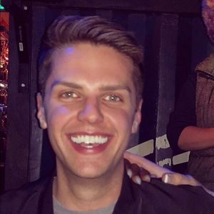 Meet your Posher, Cole